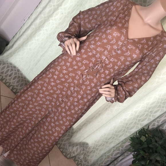 WOMEN'S LONG SLEEVE FLORAL MAXI DRESS - Picture 8 of 10